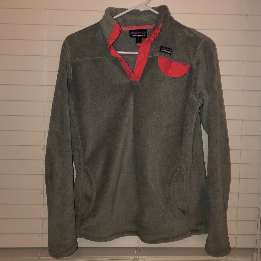 patagonia pull on fleece jacket!
